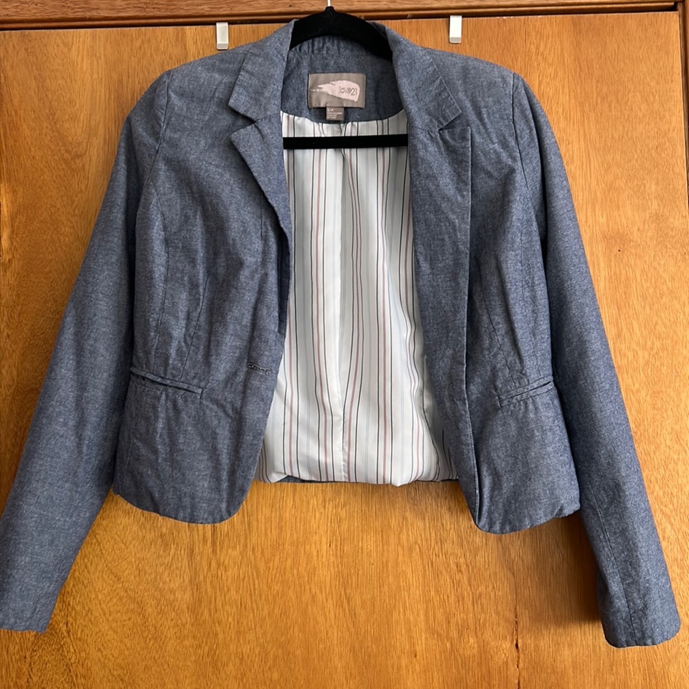 Cropped Blazer